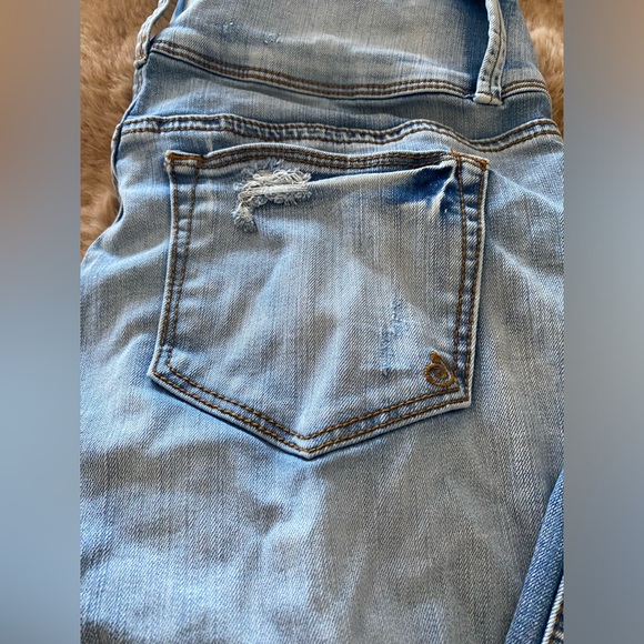 Indigo Rein size 7 ankle distressed women’s jeans - Picture 2 of 6